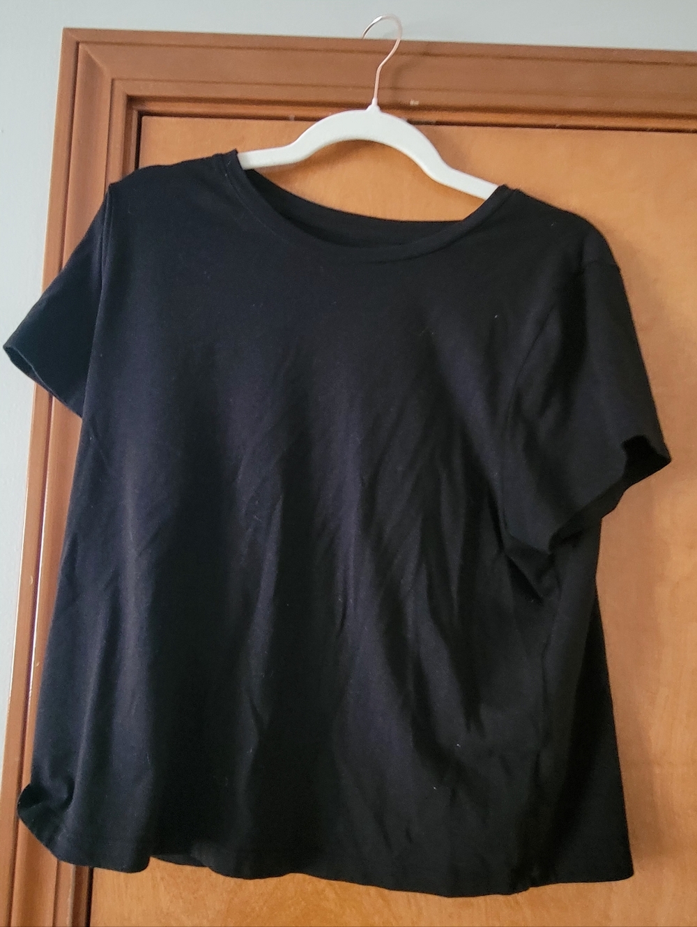 Old Navy Black Short-Sleeve Crew Tee